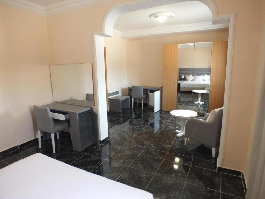 Hotel El Medina Nouadhibou 外观 照片