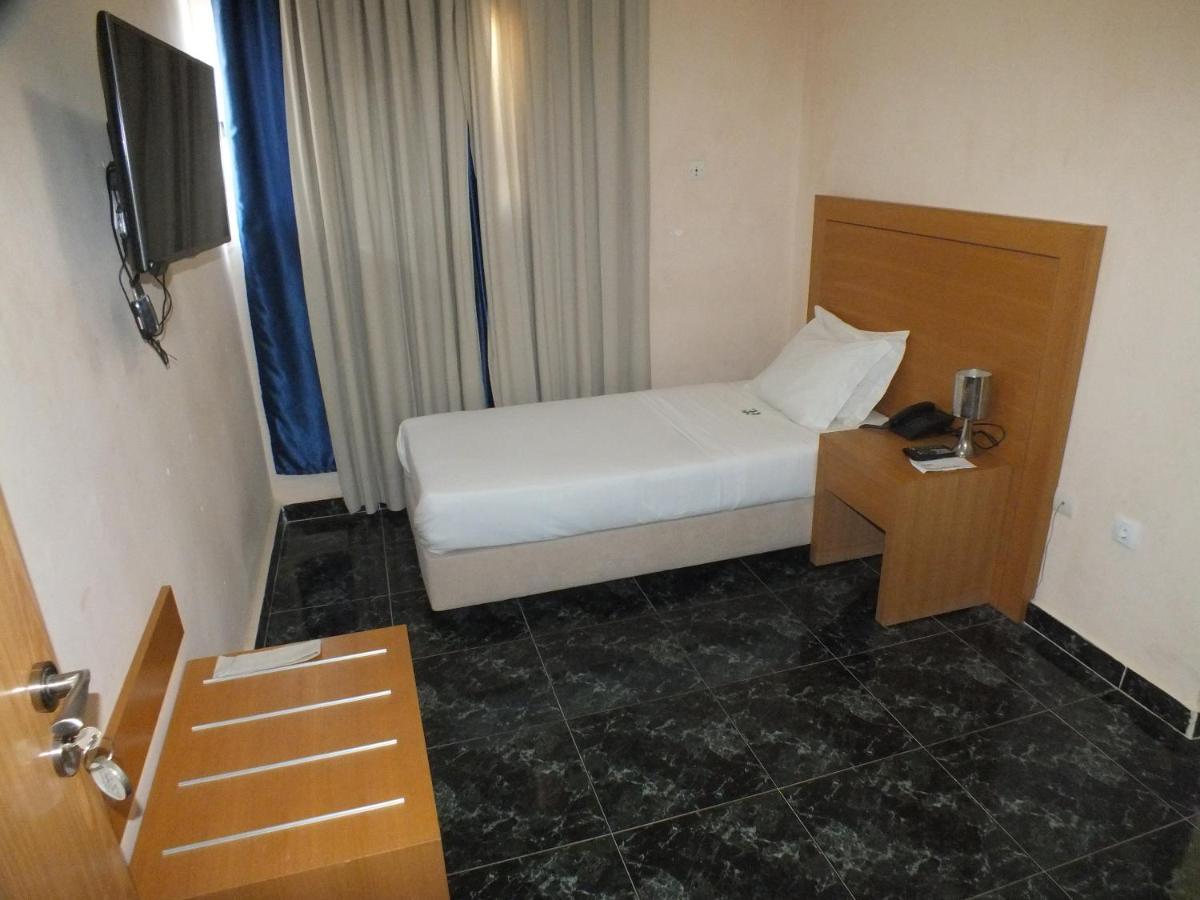 Hotel El Medina Nouadhibou 外观 照片
